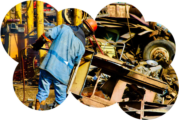 scrap-metal-recyling-worker